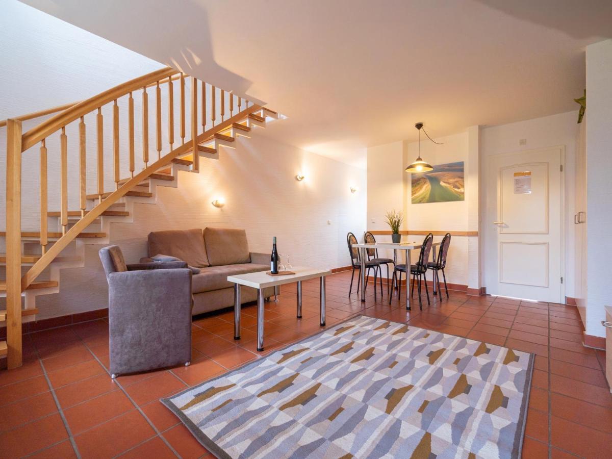 Feriendorf Rugana - Budget Appartement Mit 2 Schlafzimmern Und Terrasse A26 Dranske Kültér fotó